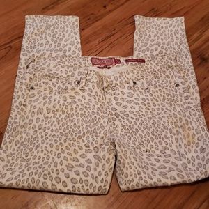 Lucky brand leopard print capris. Cute!